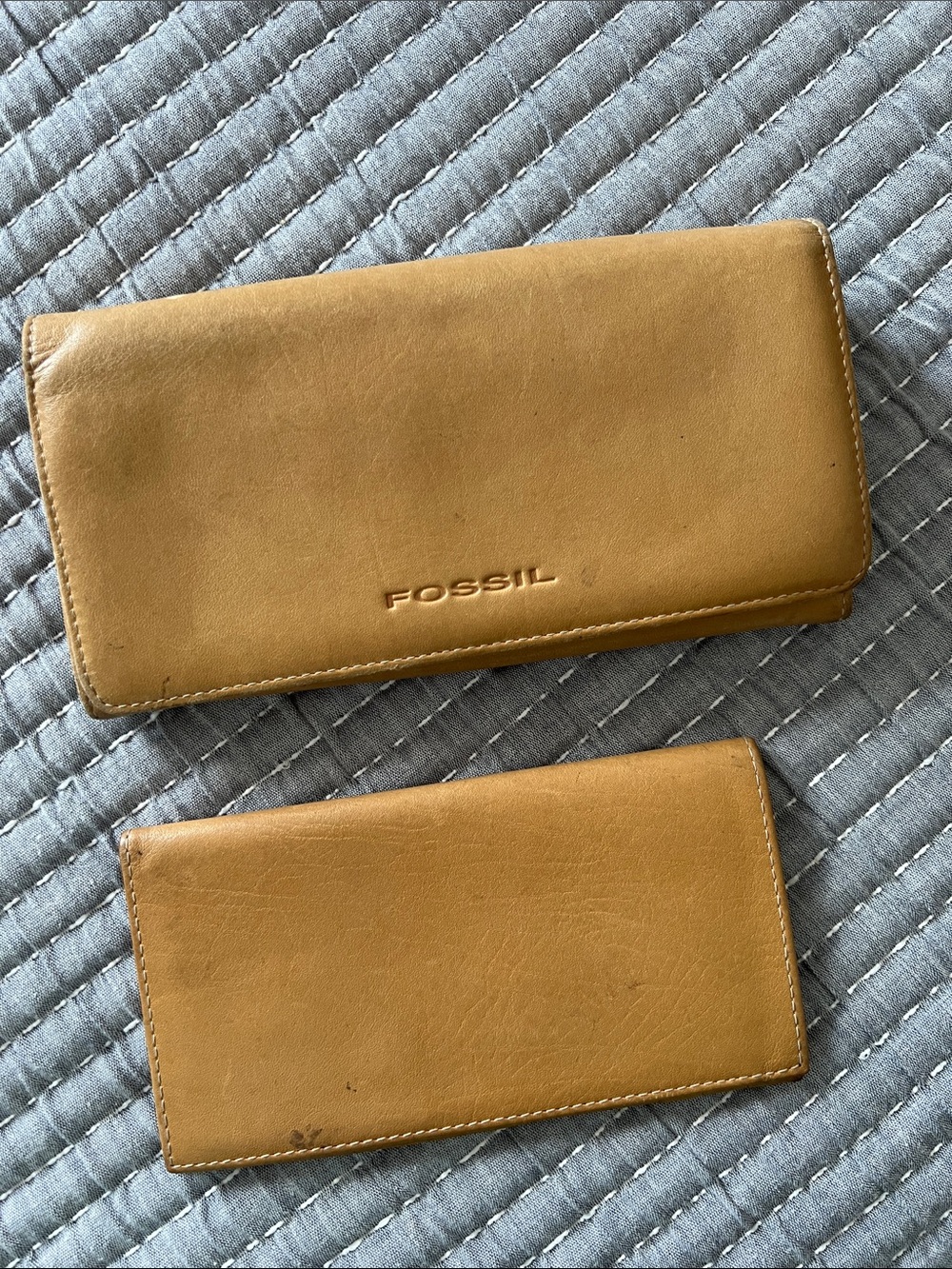 Fossil Two-Piece Leather Card Holder Set in Tan Brown